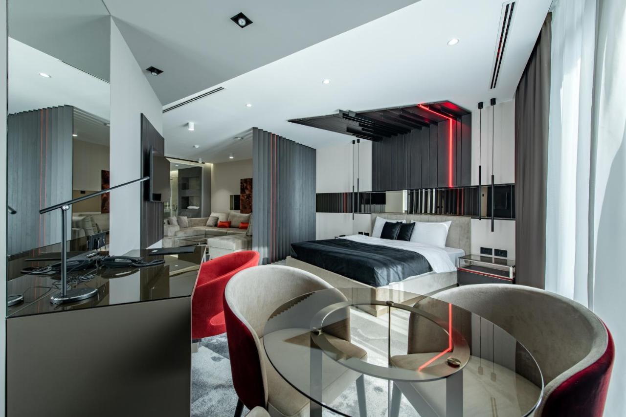 Hotel Zeneva Lux Kragujevac Luaran gambar