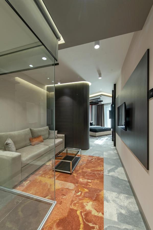 Hotel Zeneva Lux Kragujevac Luaran gambar