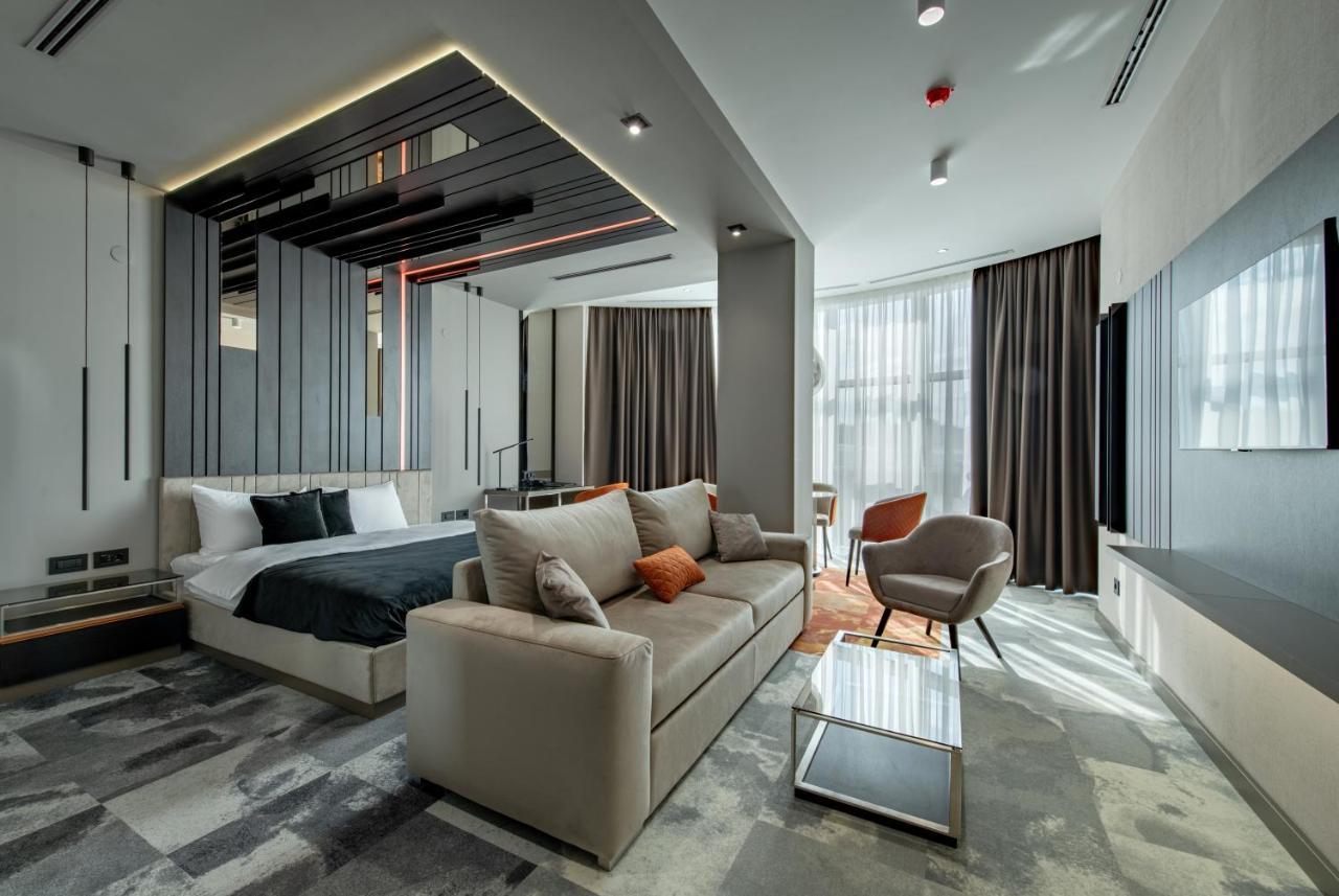 Hotel Zeneva Lux Kragujevac Luaran gambar
