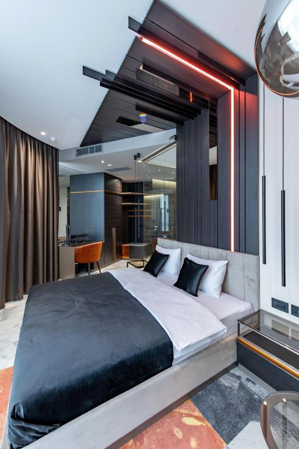 Hotel Zeneva Lux Kragujevac Luaran gambar