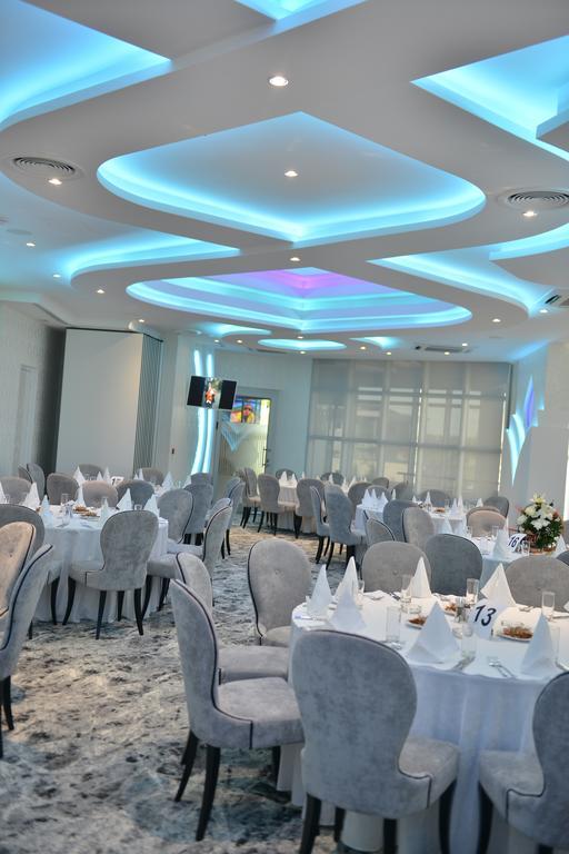 Hotel Zeneva Lux Kragujevac Luaran gambar